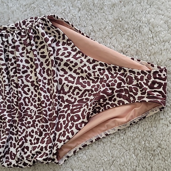NEW J CREW ONE SHOULDER ruched Swin Suit In Leaopard Print Size 10 - Picture 14 of 16